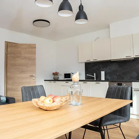 Apartament Moos *
